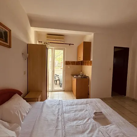 Studio Lemon Budva
